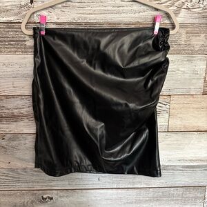 SHEIN Black Faux Leather Pencil Skirt